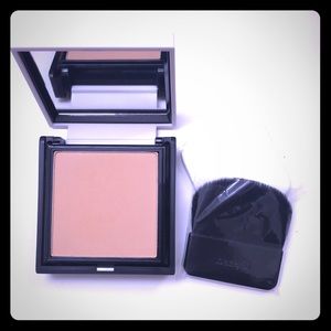 Hello Flawless XO benefit powder